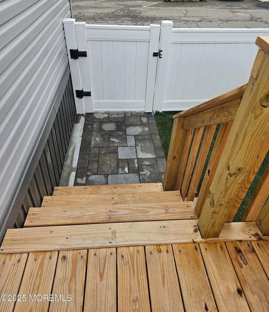 8 Pine Creek Village, Hazlet, NJ 07730 - Image #2