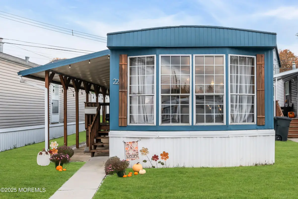 22 Shorehaven Park, Hazlet, NJ 07730 - Image #1