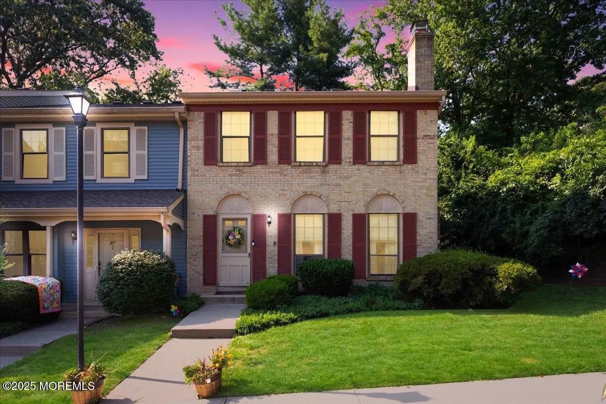 208 Haverford Court, Aberdeen, NJ 07747 - Image #1