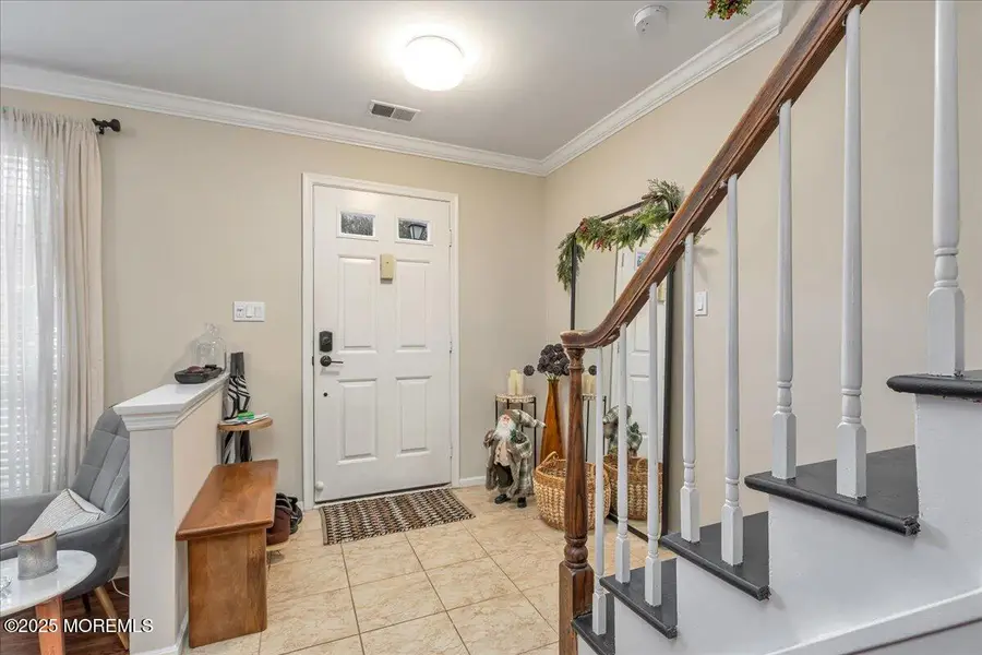 208 Haverford Court, Aberdeen, NJ 07747 - Image #2