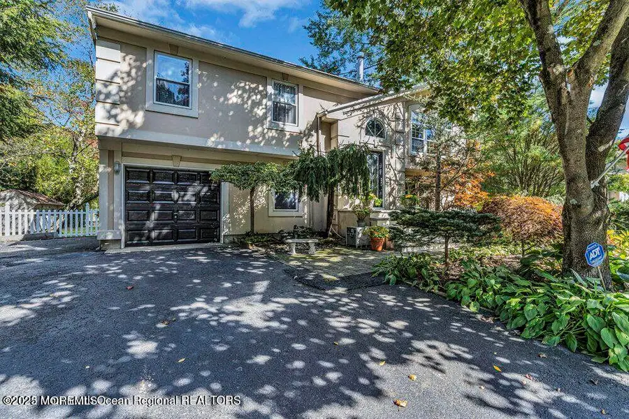 541 Frank Applegate Road, Jackson, NJ 08527 - Image #2