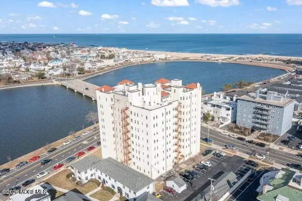 400 Deal Lake Drive #2L, Asbury Park, NJ 07712