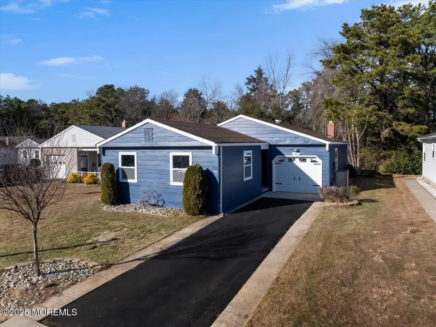 52 Santiago Court, Toms River, NJ 08757 - Image #3