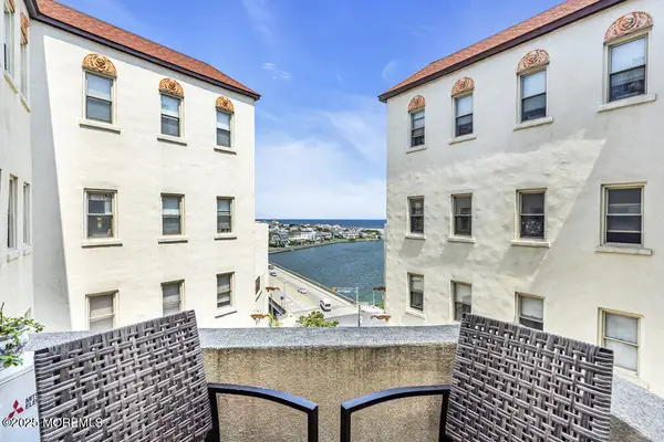 400 Deal Lake Drive #8F, Asbury Park, NJ 07712