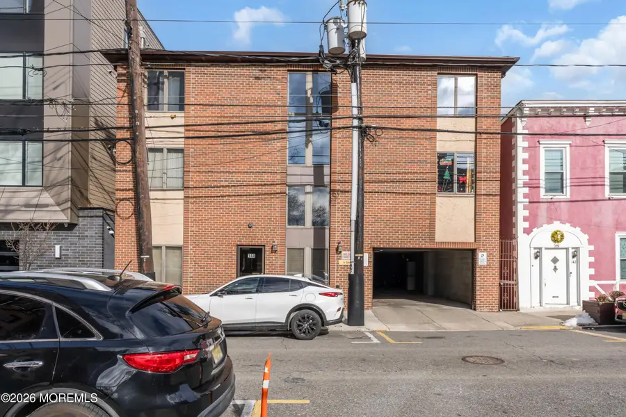 144 70th Street #2A, Guttenberg, NJ 07093 - Image #2