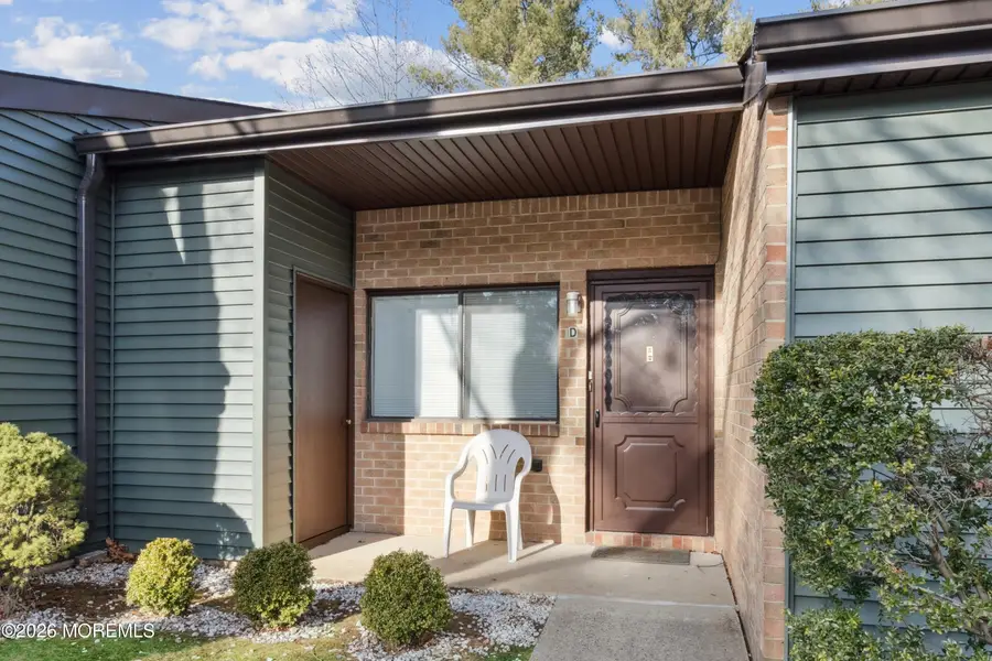 212 Covered Bridge Boulevard #D, Manalapan Township, NJ 07726 - Image #2