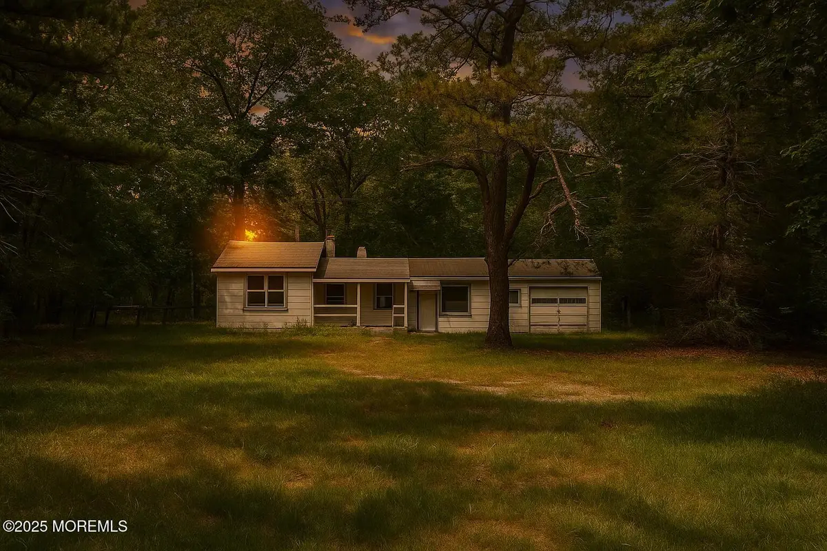 5 Porter Road, Howell, NJ 07731 - Image #1