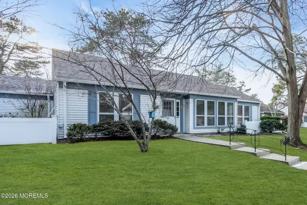 713B Wooton Court, Manchester, NJ 08759