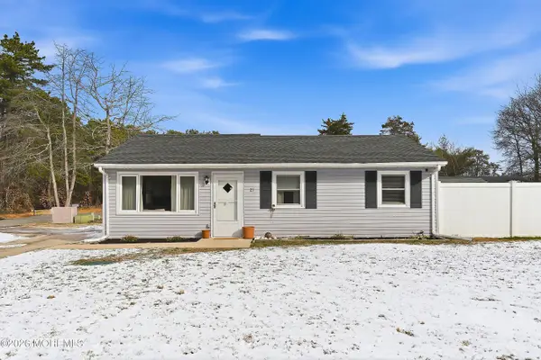 23 Twain Avenue, Barnegat, NJ 08005