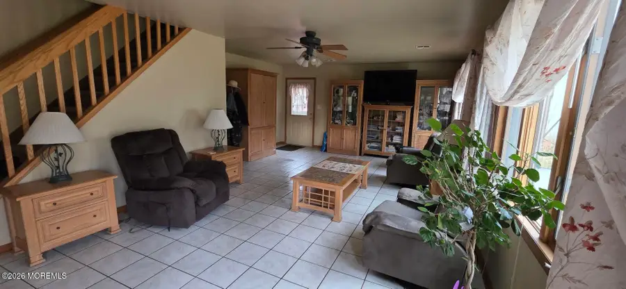 24 Stephenville Parkway, Edison, NJ 08820 - Image #2