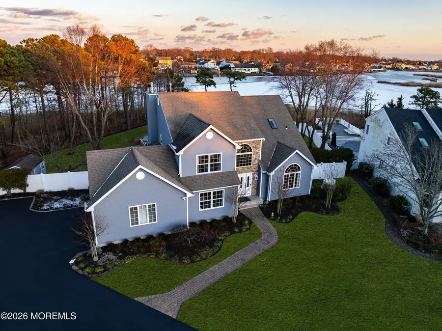 107 Waters Edge Court, Brick, NJ 08724 - Image #2