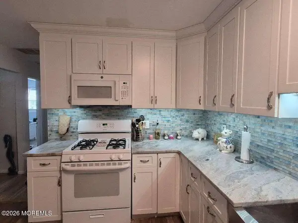 27 B Cedar Street, Toms River, NJ 08757