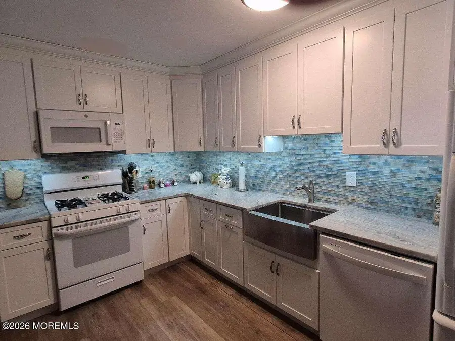 27 B Cedar Street, Toms River, NJ 08757 - Image #2