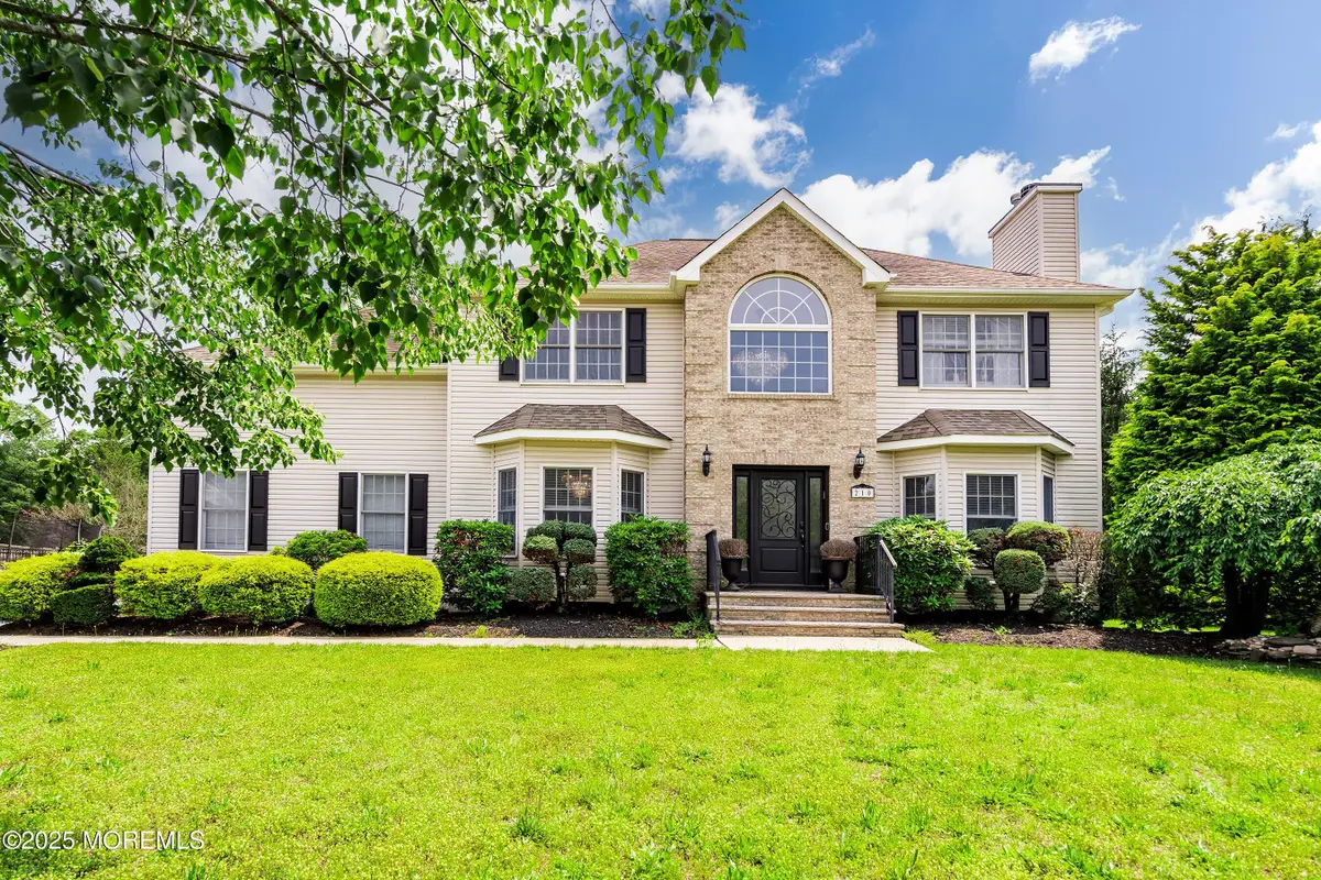 210 Rivers Glen Terrace, Toms River, NJ 08755 - Image #1
