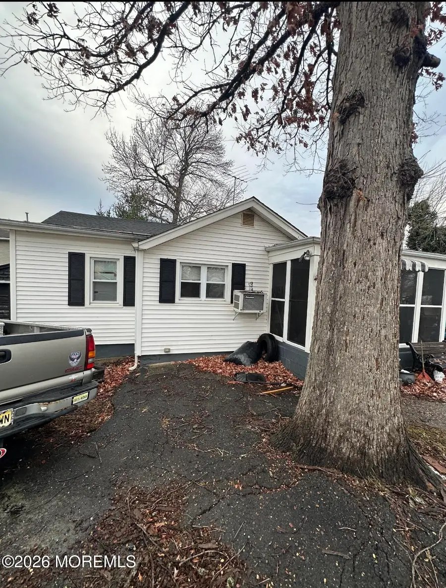 306 Norwood Avenue, Laurence Harbor, NJ 08879 - Image #2