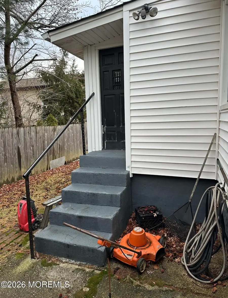 306 Norwood Avenue, Laurence Harbor, NJ 08879 - Image #3
