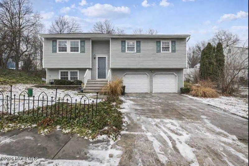 1 Gorczyca Place, Sayreville, NJ 08879 - Image #1