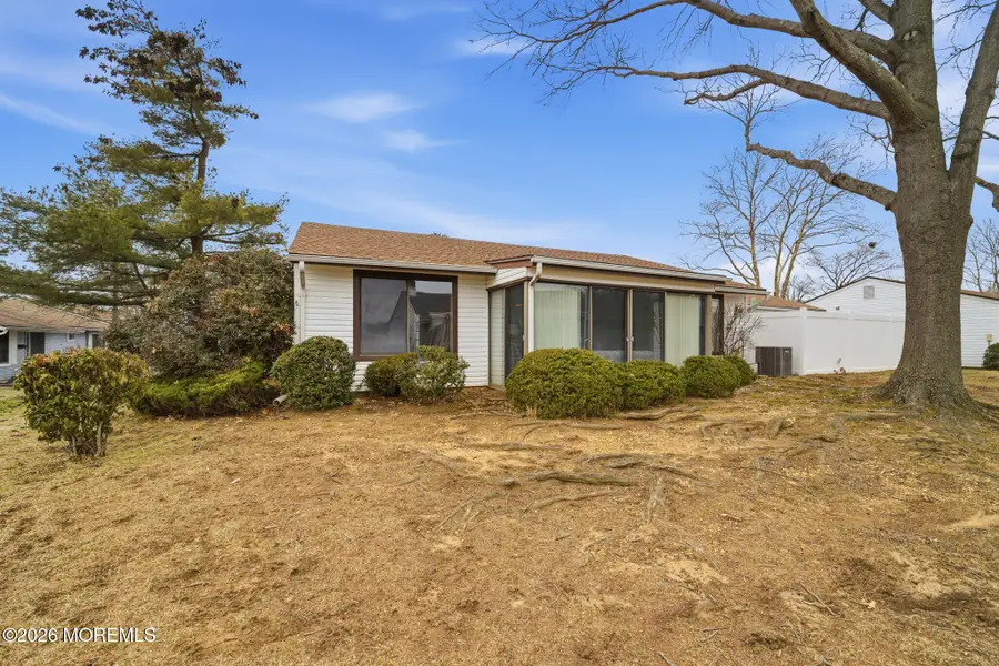 96 Salix Plaza #96C, Monroe, NJ 08831 - Image #3