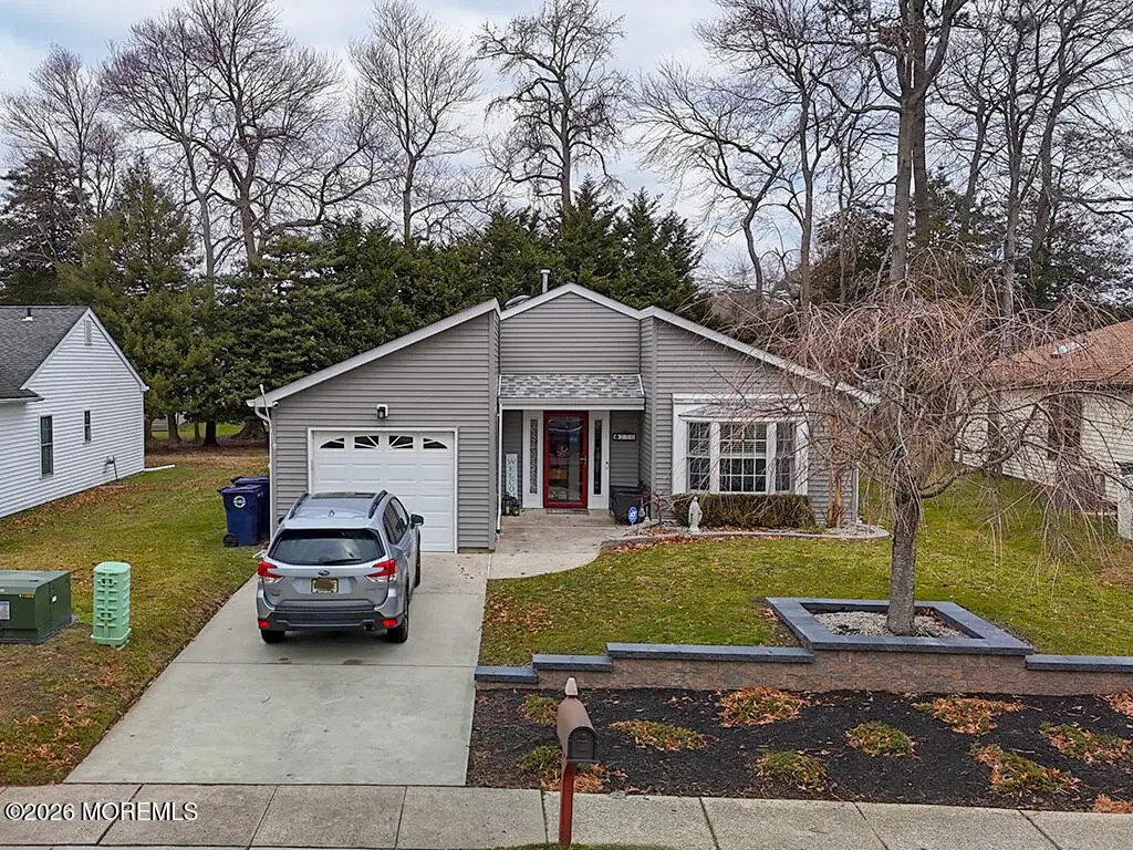 256 Valley Forge Drive, Mystic Island, NJ 08087 - Image #1