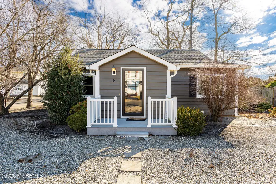 4 Mayfair Court, Brick, NJ 08723 - Image #2