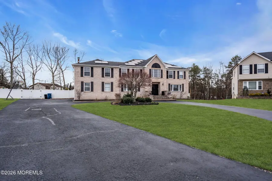 21 Julies Way, Howell, NJ 07731 - Image #2