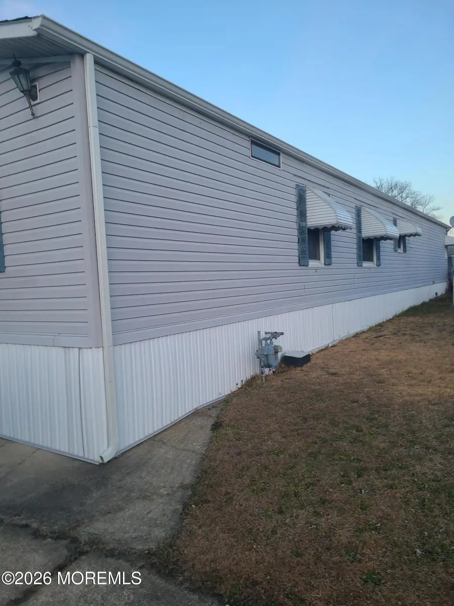 62 Bayshore Mobile Mnr, Hazlet, NJ 07730 - Image #2
