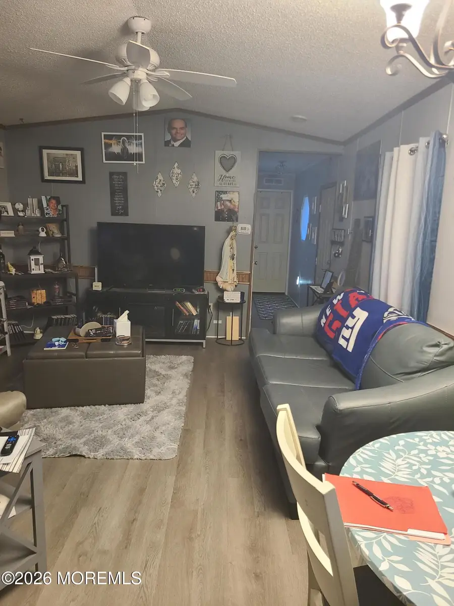 62 Bayshore Mobile Mnr, Hazlet, NJ 07730 - Image #3