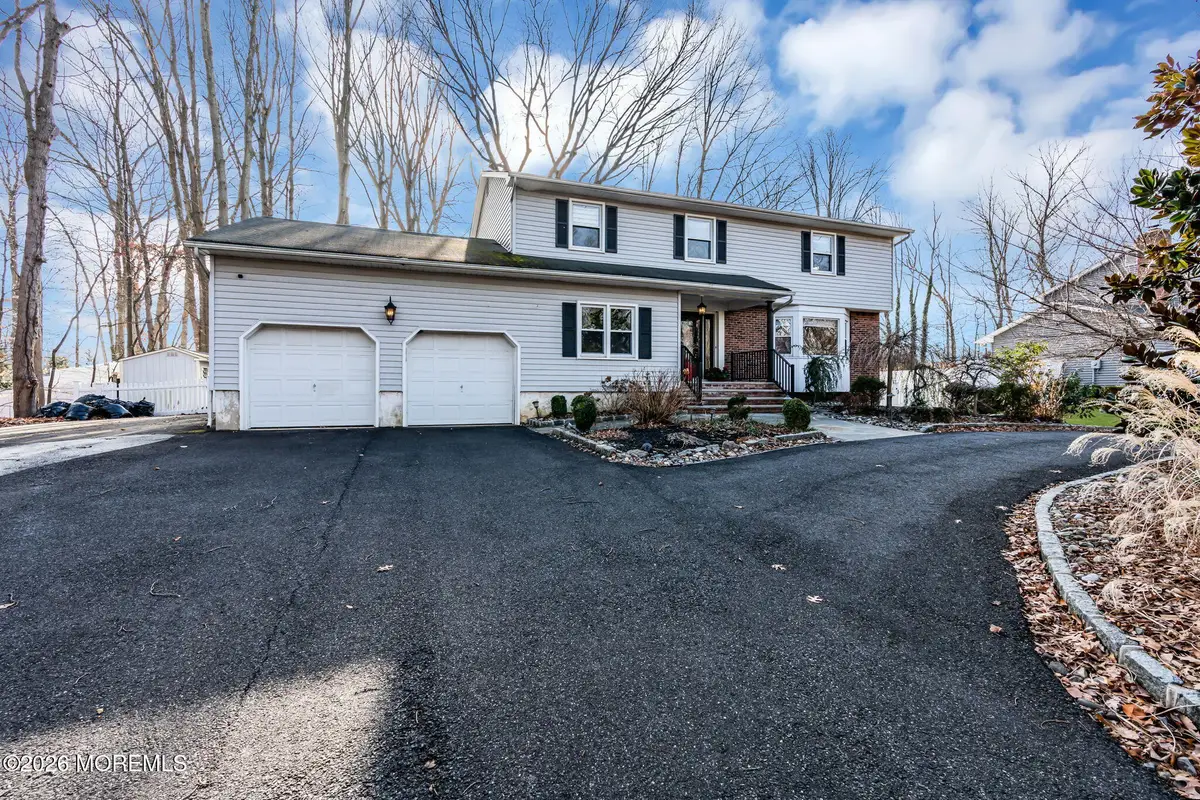341 Gordons Corner Road, Manalapan Township, NJ 07726 - Image #1