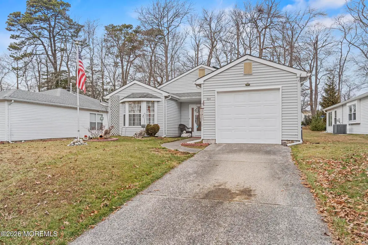 224 Valley Forge Drive, Mystic Island, NJ 08087 - Image #1