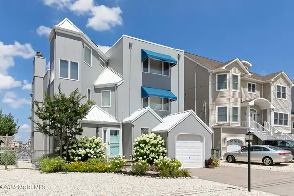 254 Harbor Court, Lavallette, NJ 08735