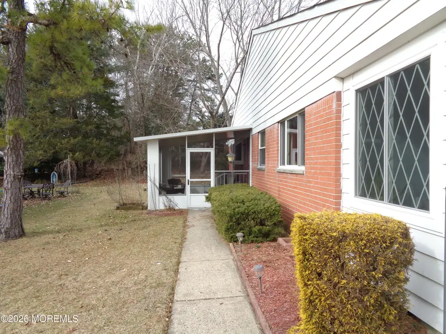 1 A Mohican Lane, Whiting, NJ 08759 - Image #3