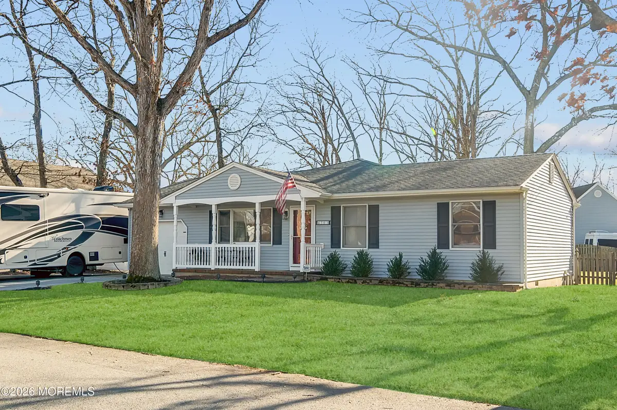 301 Chestnut Drive, Lanoka Harbor, NJ 08734 - Image #1