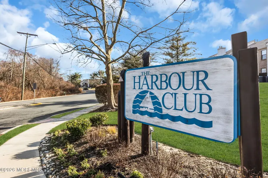 701 Sunshine Court #701, Parlin, NJ 08859 - Image #3