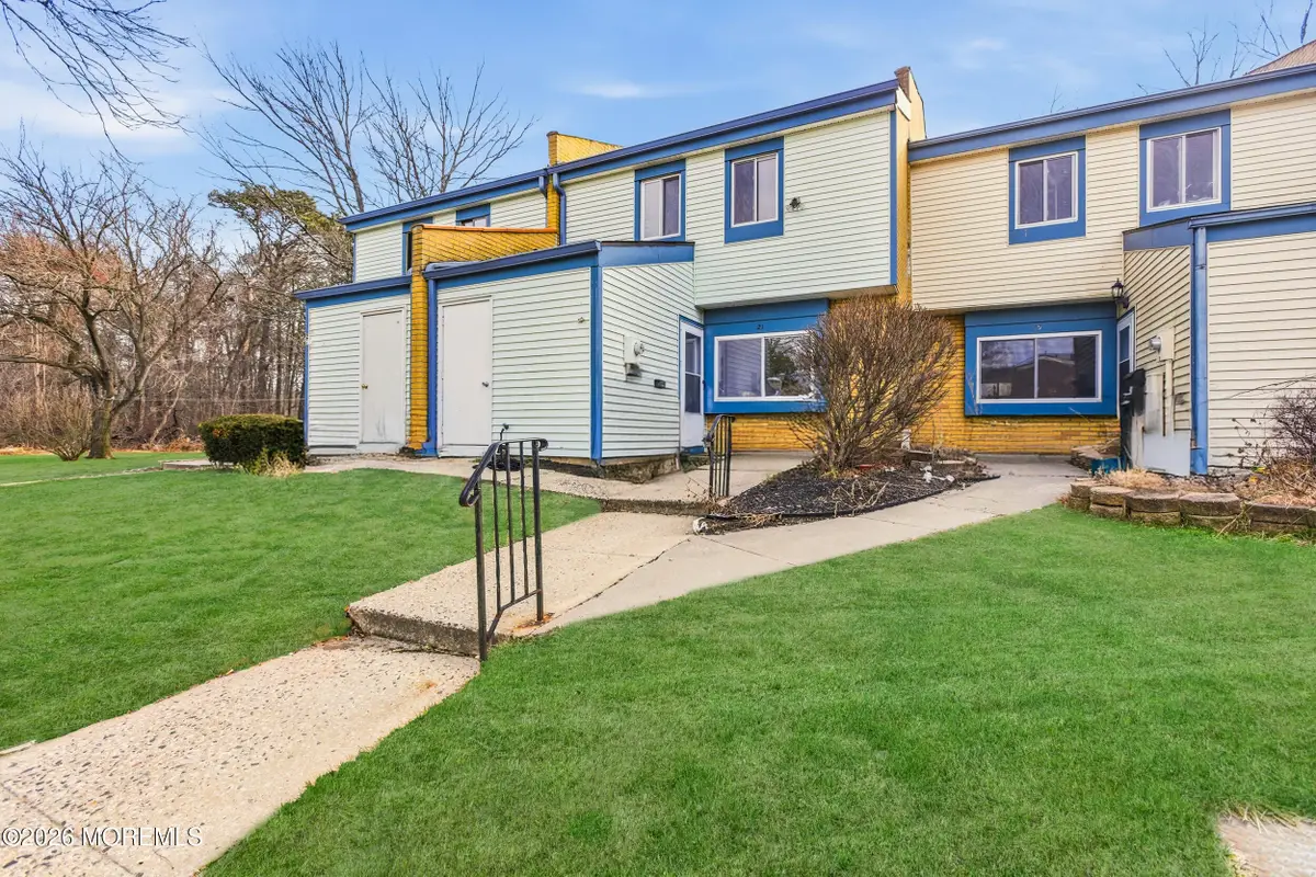 21 Chatham Court, Brick, NJ 08724 - Image #1