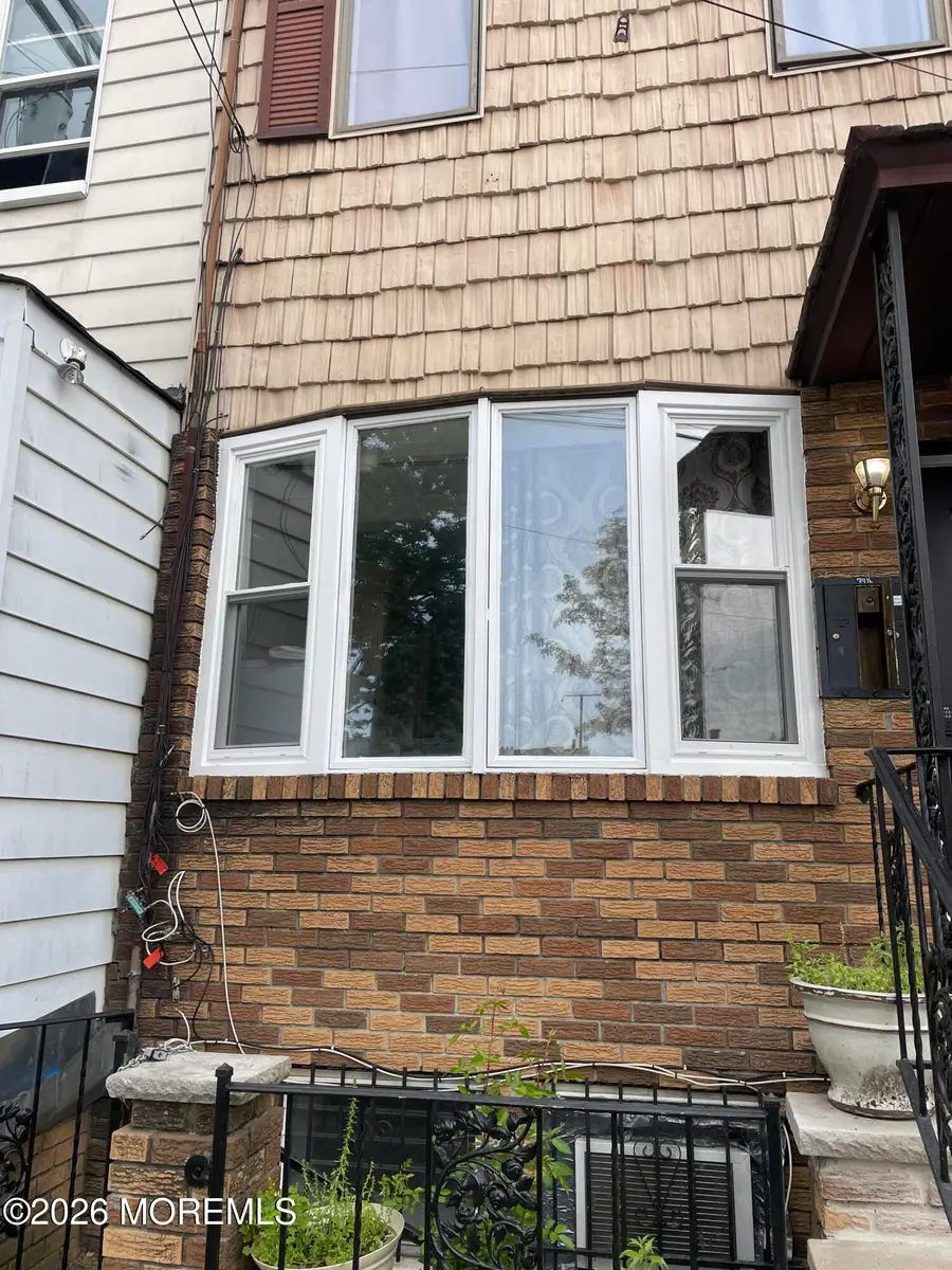 79 1/2 Merchant Street, Newark, NJ 07105 - Image #2