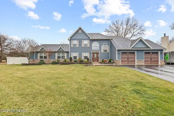 647 Hugo Drive, Toms River, NJ 08753