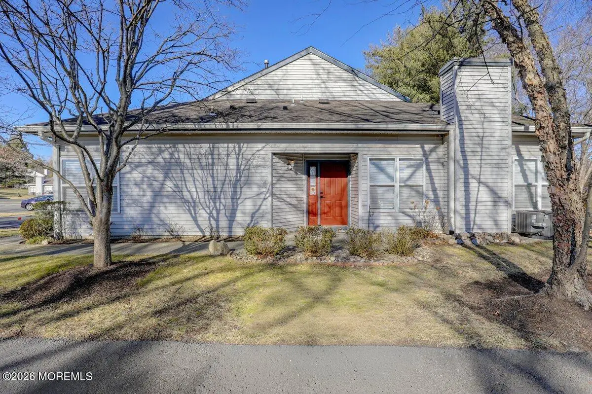 18 Aspen Avenue, Englishtown, NJ 07726 - Image #1