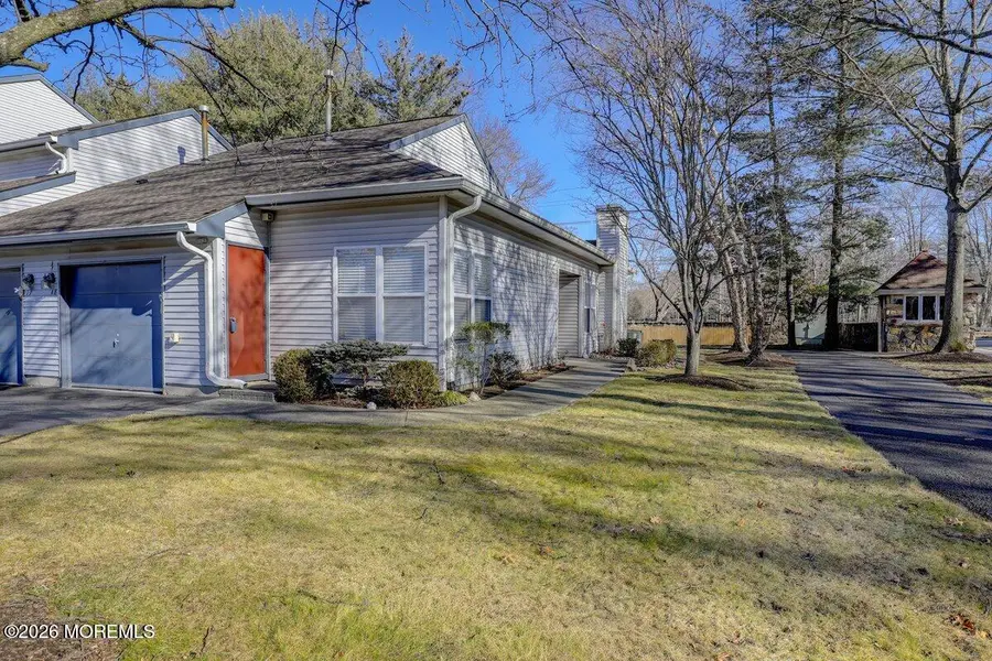 18 Aspen Avenue, Englishtown, NJ 07726 - Image #2