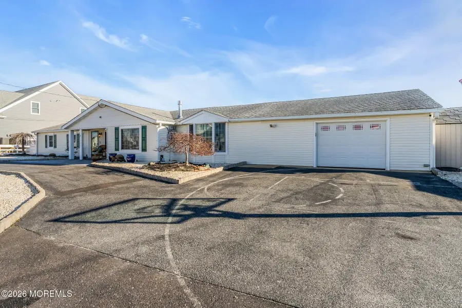 13 Jolly Roger Way, Waretown, NJ 08758 - Image #3