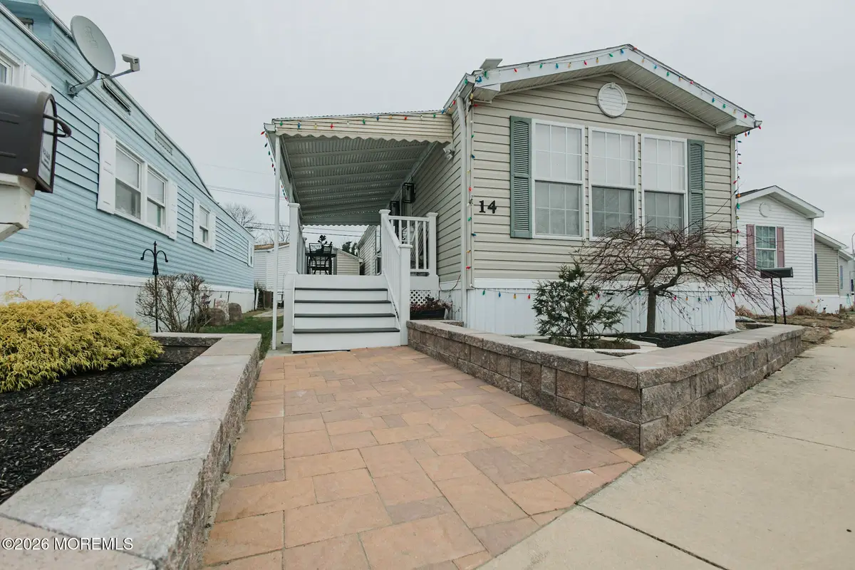 14 Locust Grove, Hazlet, NJ 07730 - Image #1