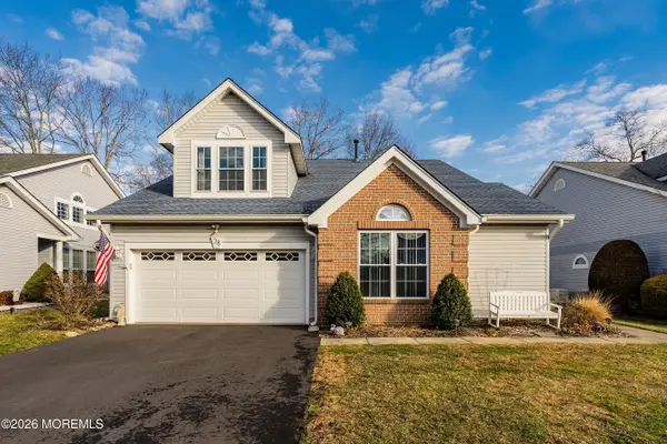 38 Symphony Avenue, Bayville, NJ 08721