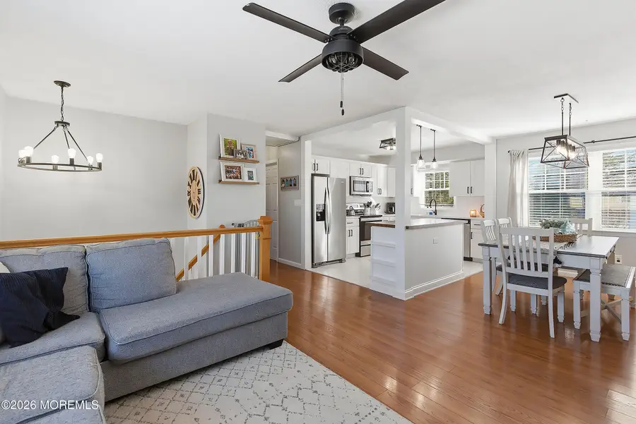 305 Neptune Avenue, Bayville, NJ 08721 - Image #3