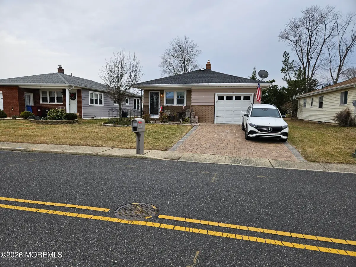 293 Barbados Drive, Toms River, NJ 08757 - Image #1