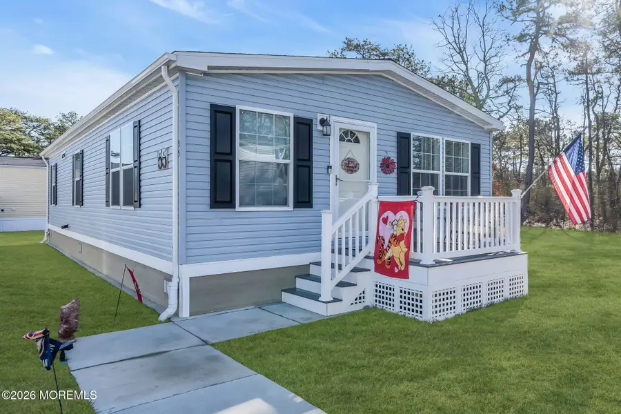 55 Woodchuck Parkway, Whiting, NJ 08759 - Image #2