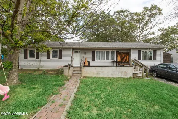 319 Wisteria Drive, Brick, NJ 08723