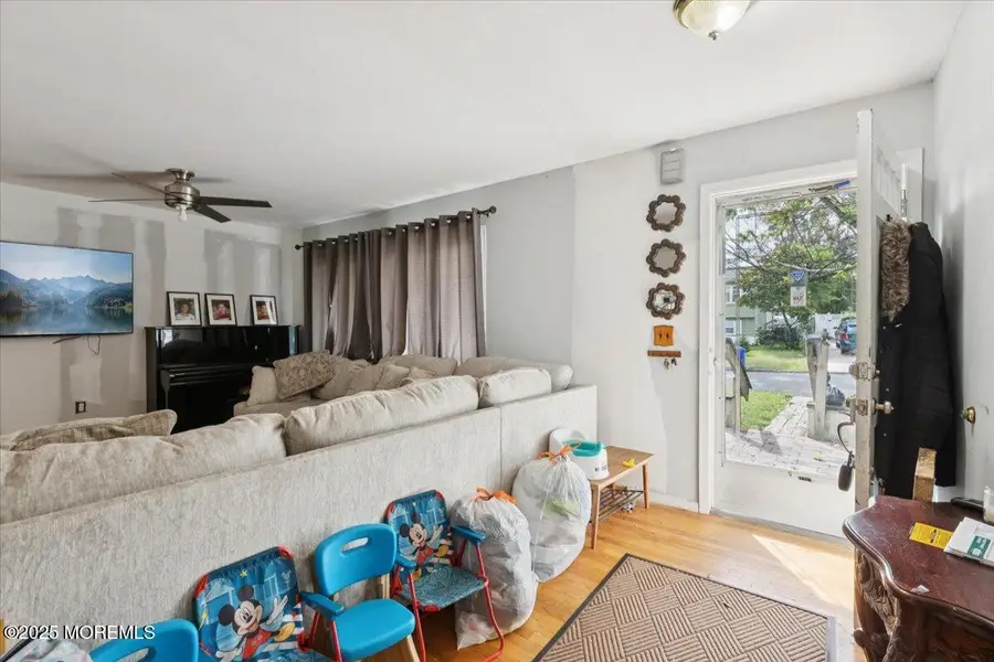 319 Wisteria Drive, Brick, NJ 08723 - Image #3