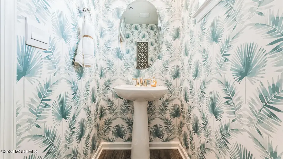 56 Victoria Gardens Square, Neptune, NJ 07753 - Image #3