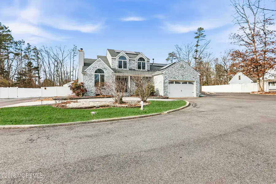 592 Ollie Burke Road, Jackson, NJ 08527 - Image #3