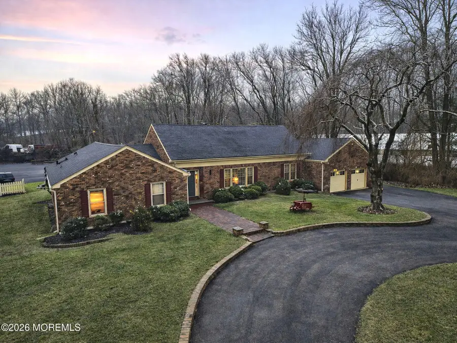 402 Main Street, Manalapan, NJ 07726 - #2