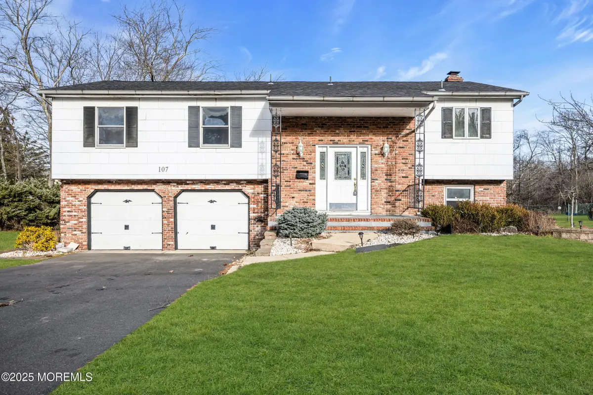 107 Old Bridge Drive, Howell, NJ 07731 - Image #1
